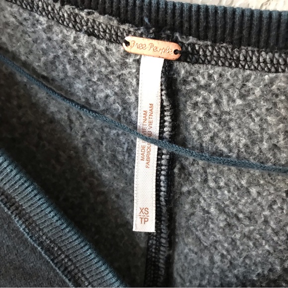 Free People Navy Blue Westeros Distressed Sweatshirt Size XS V Neck Boho Raw Hem - Picture 7 of 8